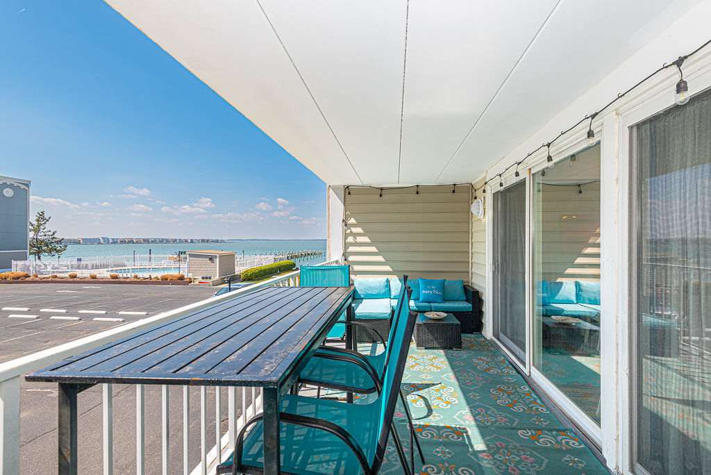 Bayfront balcony in Ocean City